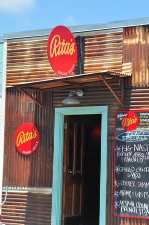 Rita's on Folly